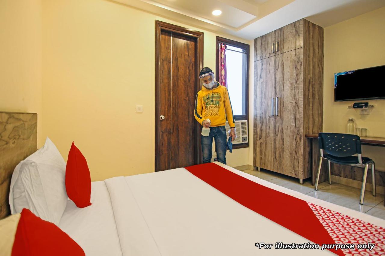 Oyo Flagship 42619 Diamond Key Hotel Delhi  Exterior photo