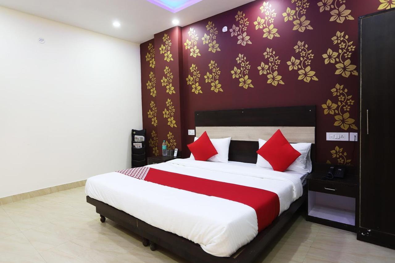 Oyo Flagship 42619 Diamond Key Hotel Delhi  Exterior photo